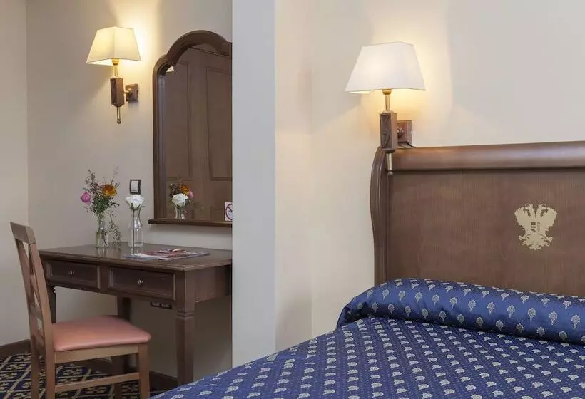 هتل Agora Juan De Austria