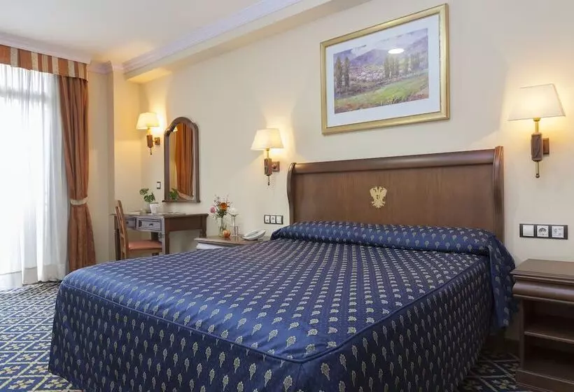 هتل Agora Juan De Austria