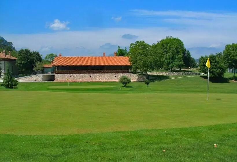 Отель Aldama Golf