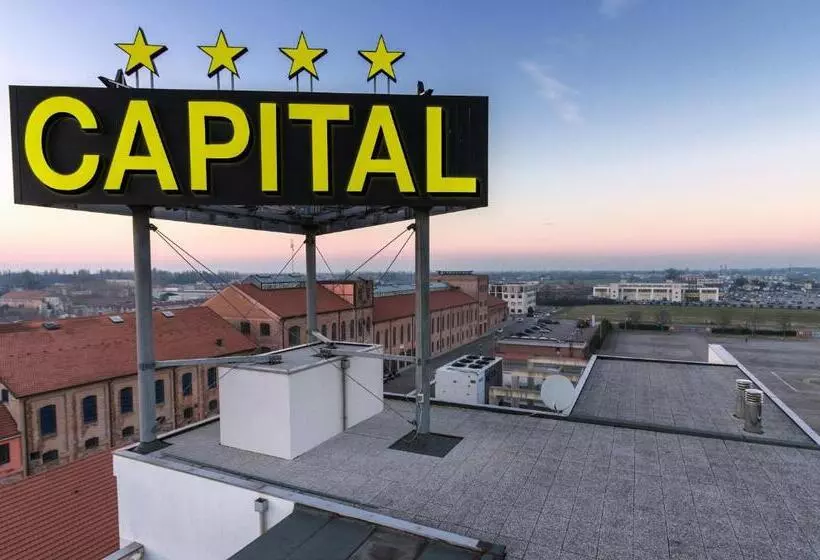 هتل Capital