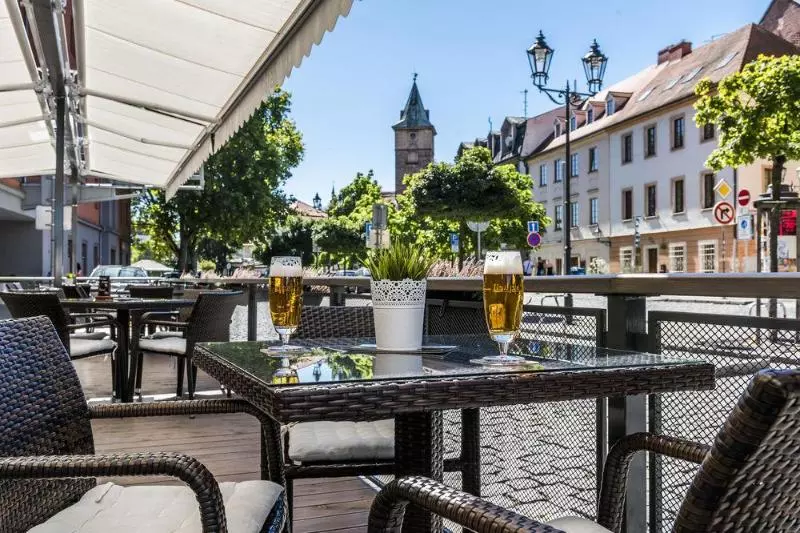 Szálloda Courtyard By Marriott Pilsen