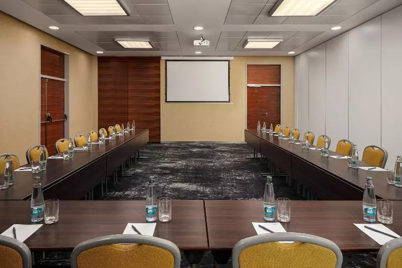 Szálloda Courtyard By Marriott Pilsen