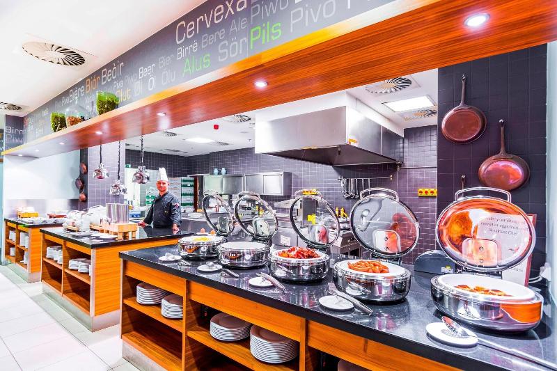 בית מלון כפרי Courtyard By Marriott Pilsen