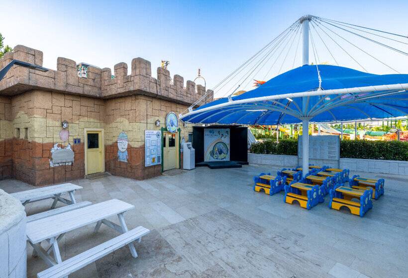 ホテル Crystal Admiral Resort Suites & Spa  Ultimate All Inclusive