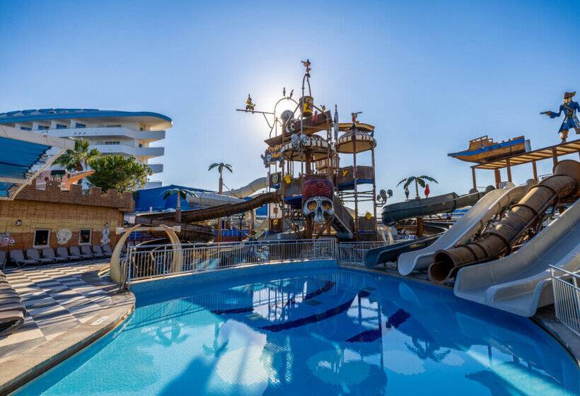 ホテル Crystal Admiral Resort Suites & Spa  Ultimate All Inclusive