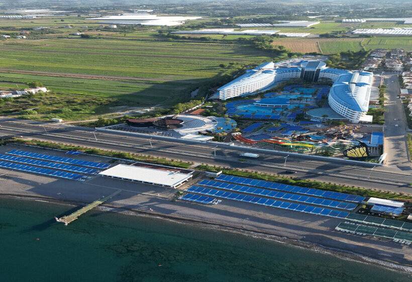 ホテル Crystal Admiral Resort Suites & Spa  Ultimate All Inclusive