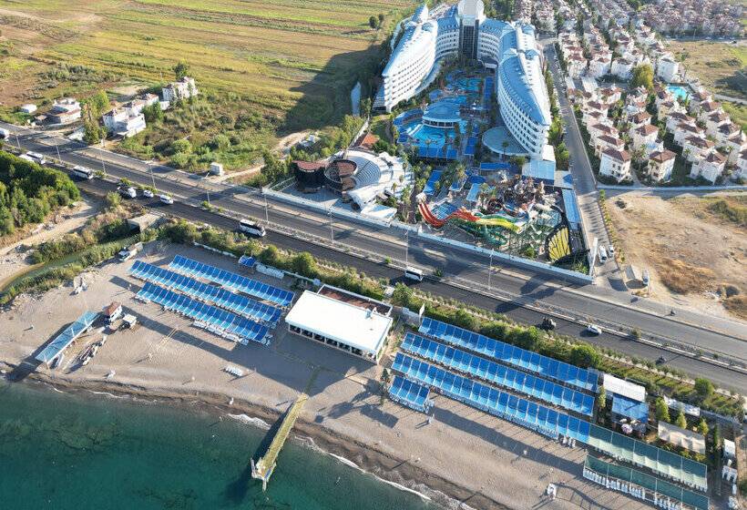 ホテル Crystal Admiral Resort Suites & Spa  Ultimate All Inclusive