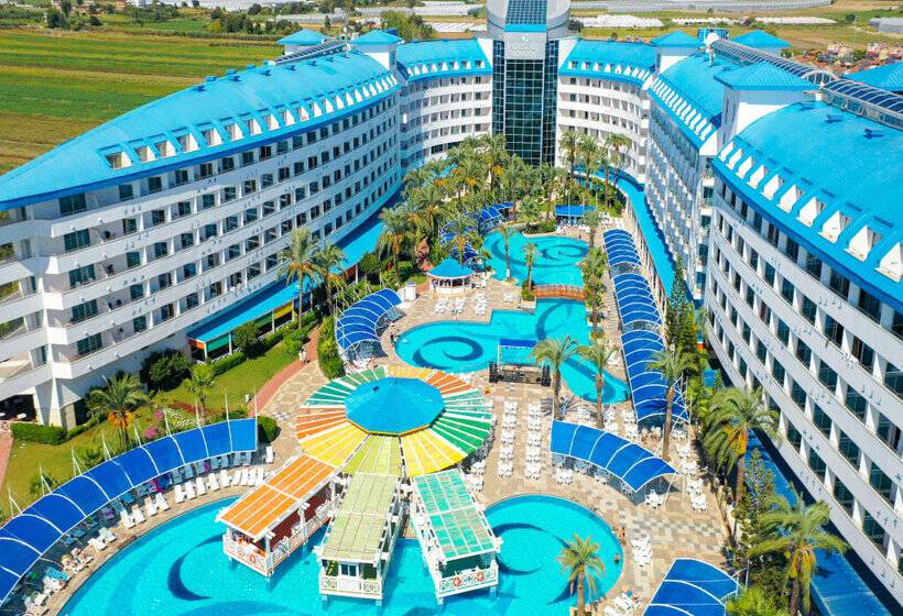 ホテル Crystal Admiral Resort Suites & Spa  Ultimate All Inclusive