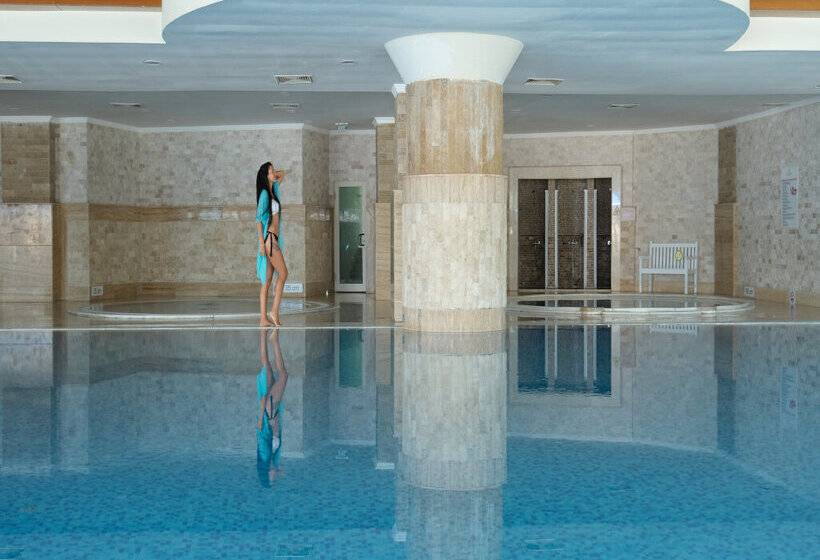 ホテル Crystal Admiral Resort Suites & Spa  Ultimate All Inclusive