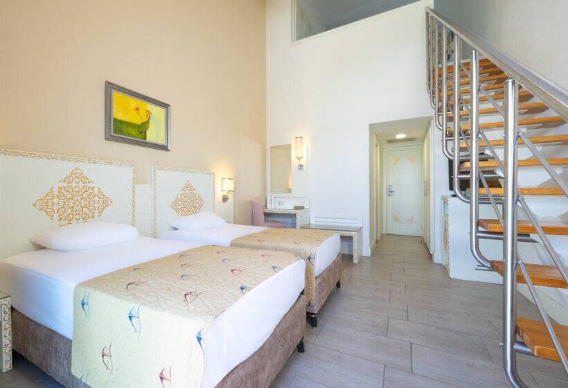 ホテル Crystal Admiral Resort Suites & Spa  Ultimate All Inclusive