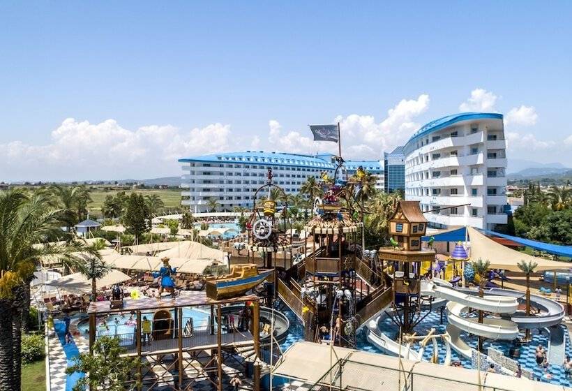 ホテル Crystal Admiral Resort Suites & Spa  Ultimate All Inclusive