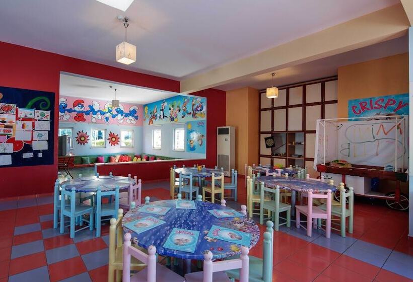 ホテル Crystal Admiral Resort Suites & Spa  Ultimate All Inclusive