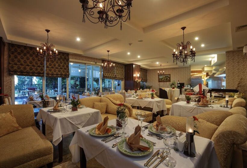 ホテル Crystal Admiral Resort Suites & Spa  Ultimate All Inclusive