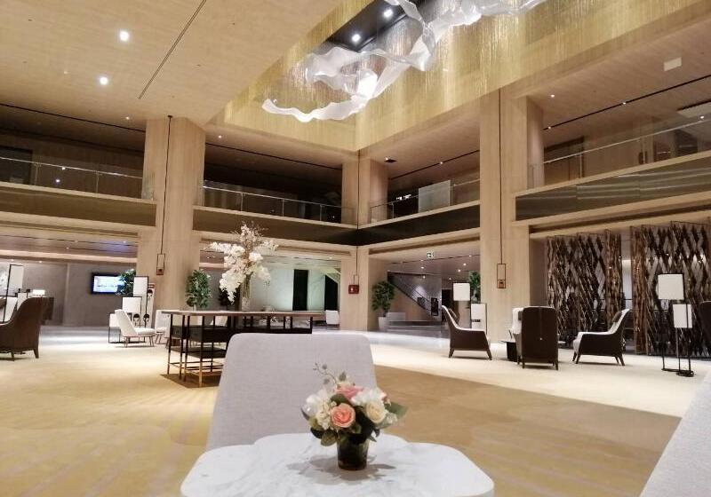 בית מלון כפרי Grand Richmond Stylish Convention