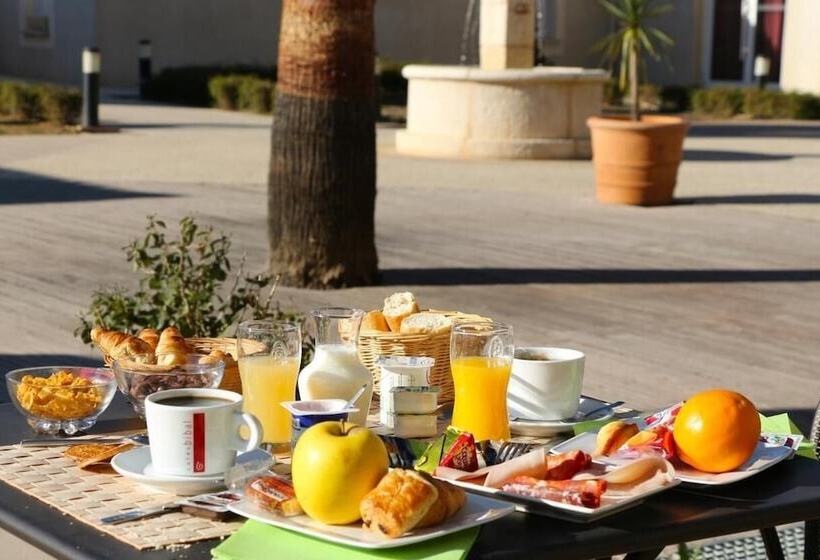 בית מלון כפרי Hôtel Jasses De Camargue