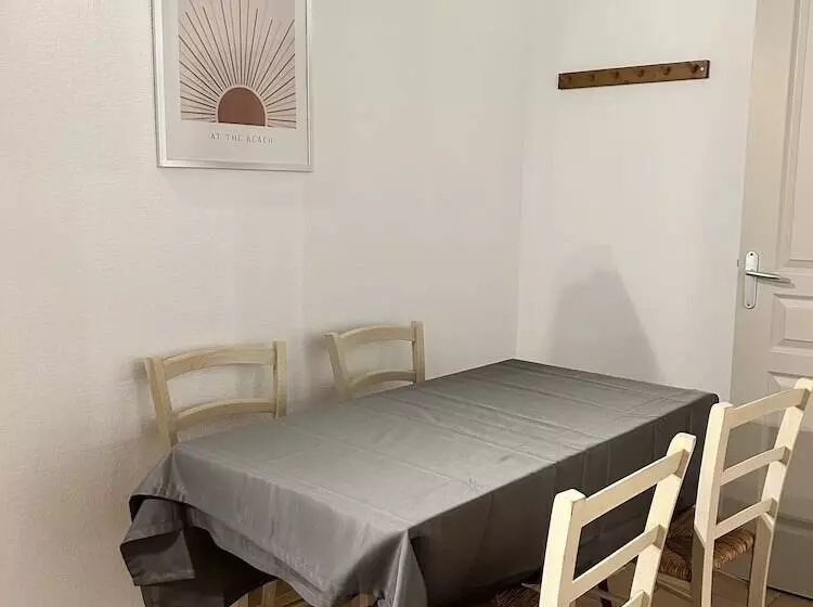 Отель Hôtel Jasses De Camargue