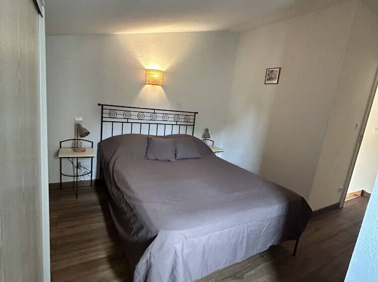 בית מלון כפרי Hôtel Jasses De Camargue