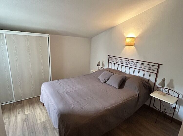 בית מלון כפרי Hôtel Jasses De Camargue