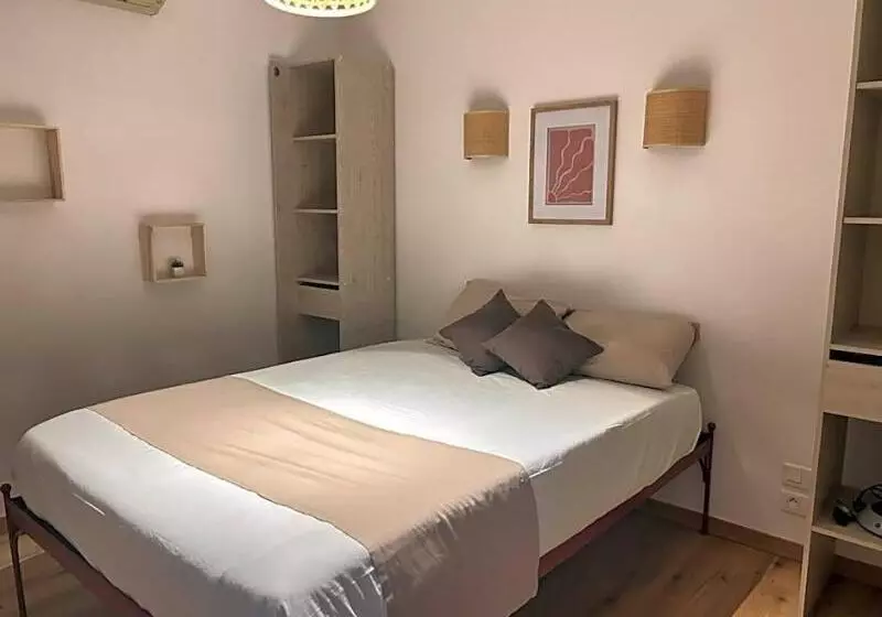 Hotelli Hôtel Jasses De Camargue