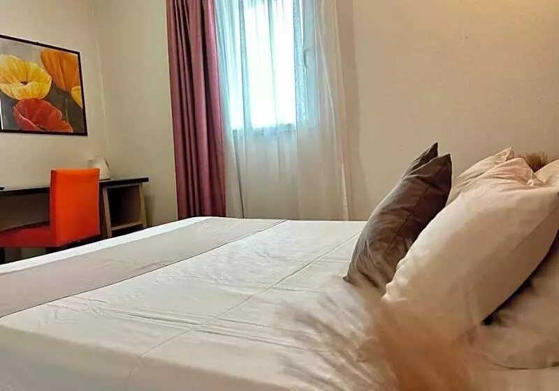Hotelli Hôtel Jasses De Camargue