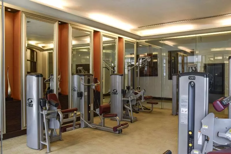 هتل Hilton Bangkok Grande Asoke