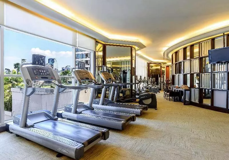 هتل Hilton Bangkok Grande Asoke