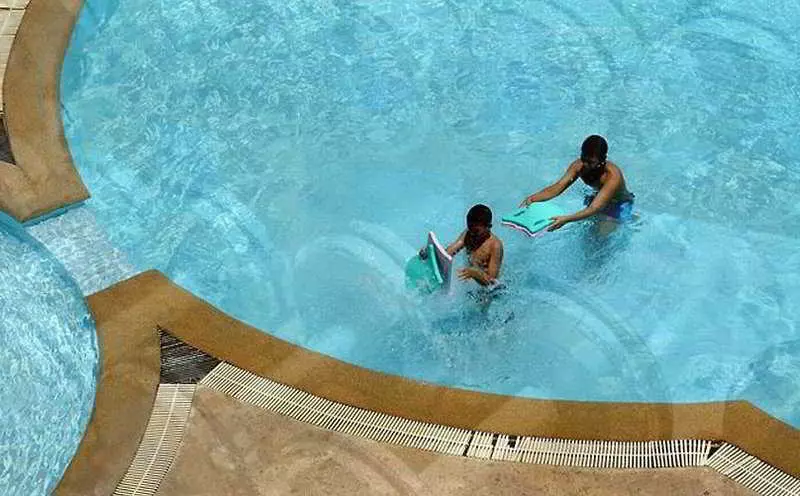 호텔 Thumrin Thana