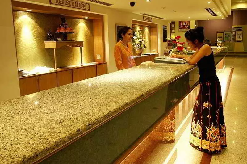 호텔 Thumrin Thana