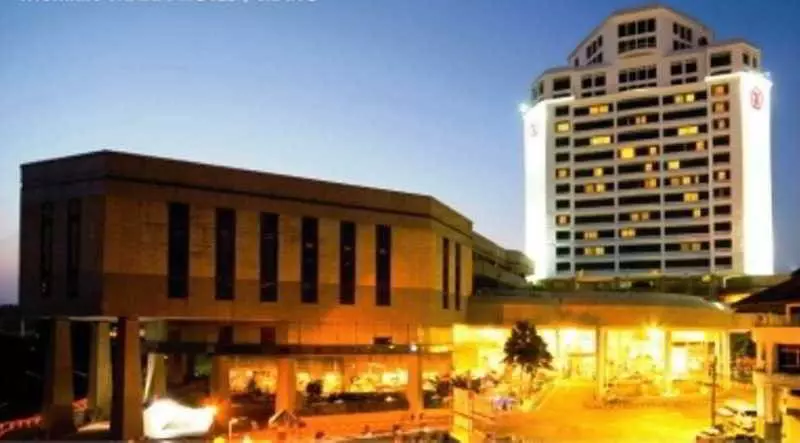 호텔 Thumrin Thana