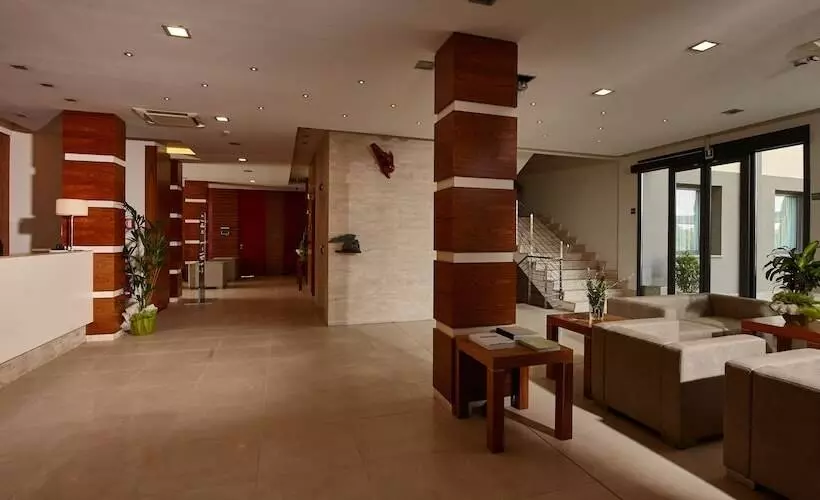 Отель Tower Inn Pisa Valdera