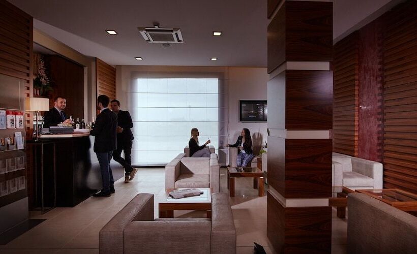 בית מלון כפרי Tower Inn Pisa Valdera