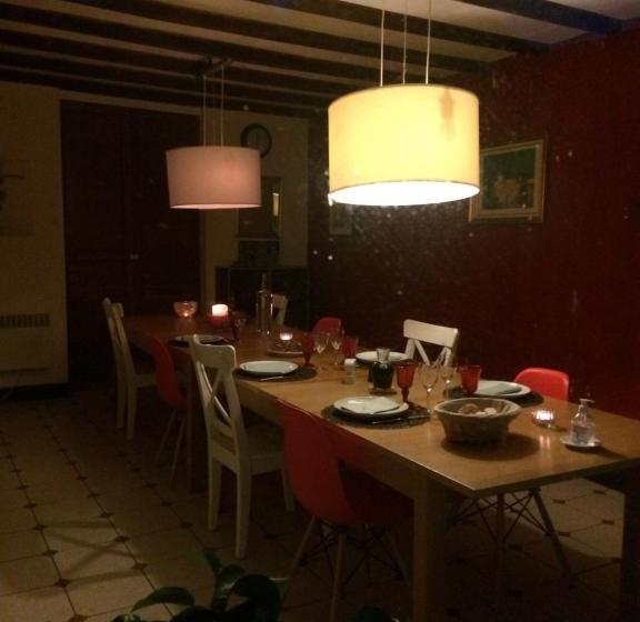 بنسيون Relais De Chasse Sasu Guta