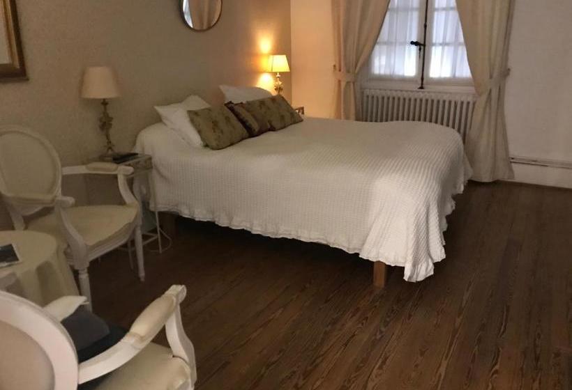 بنسيون Relais De Chasse Sasu Guta