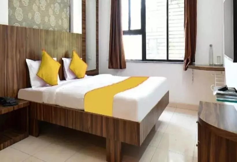 Fabhotel Shangrila Elite