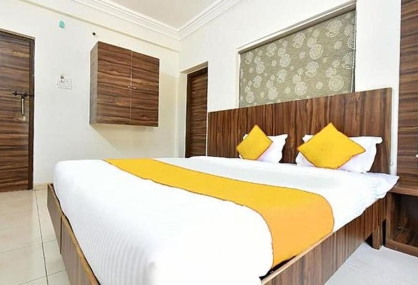 Fabhotel Shangrila Elite