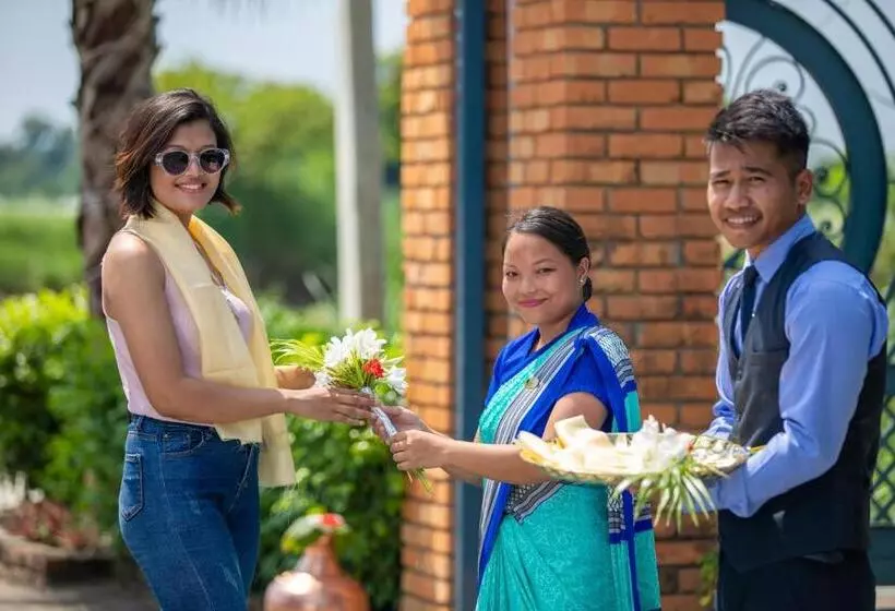 هتل Lumbini Palace Resort