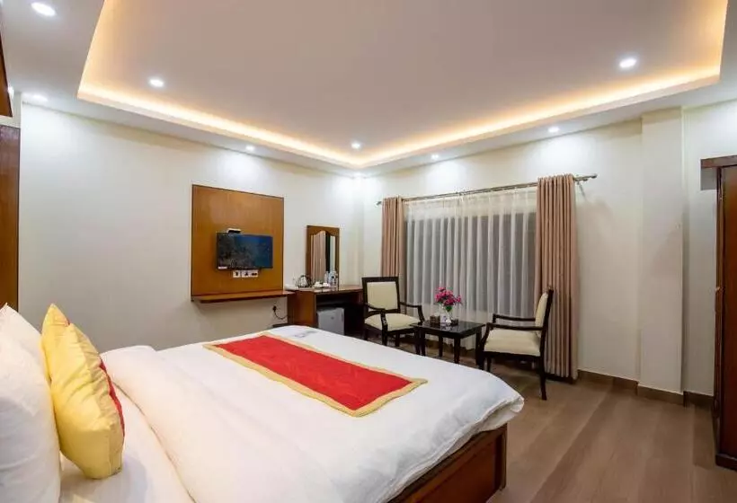 هتل Lumbini Palace Resort