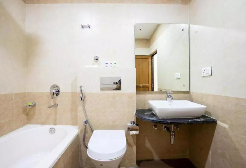 هتل Lumbini Palace Resort