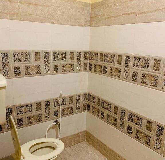 בית מלון כפרי Neelkanth