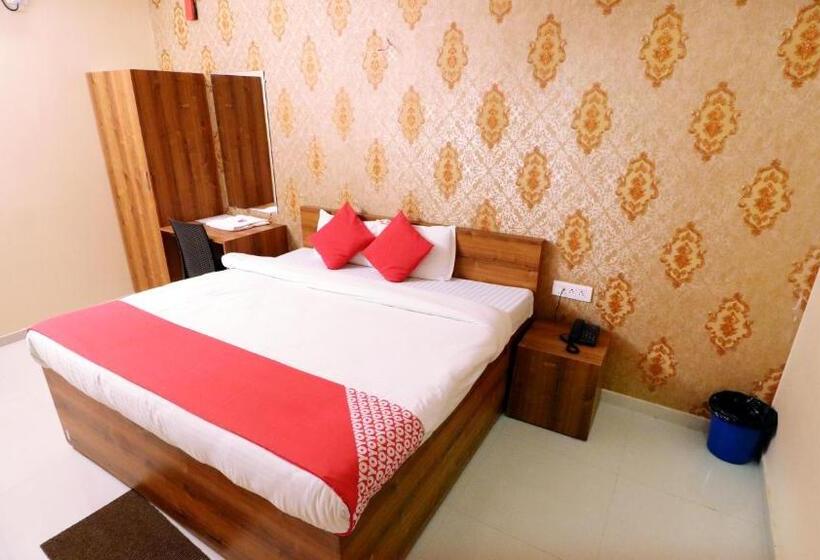 בית מלון כפרי Neelkanth