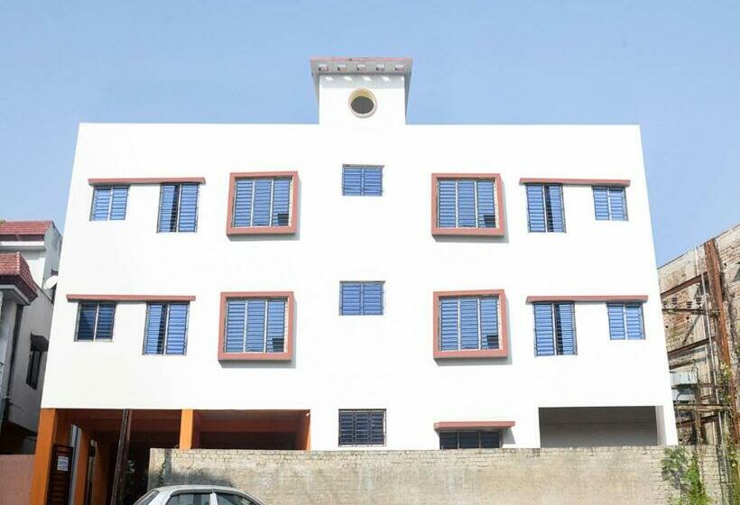 Hotel Flagship Raj Premium