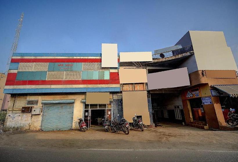 Hotelli Oyo 77248 Ram Residency