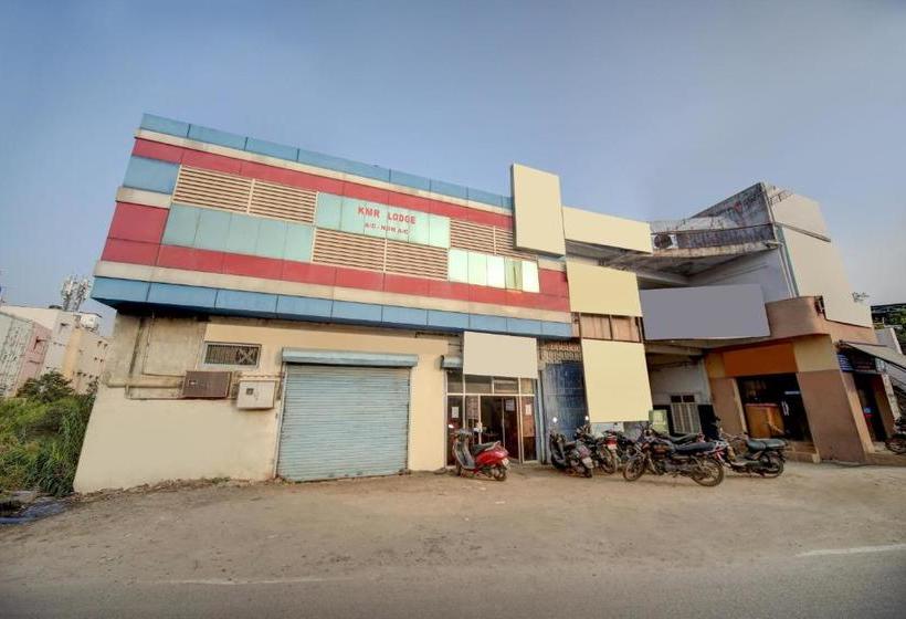 Hotelli Oyo 77248 Ram Residency