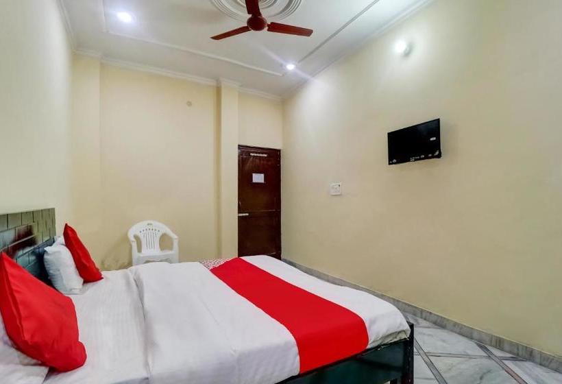 בית מלון כפרי Oyo 77298 Ishan Guest House