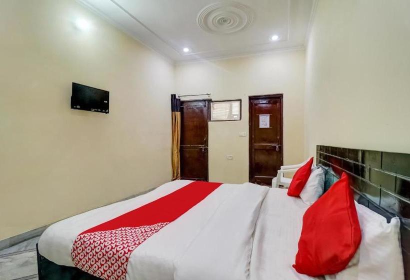 בית מלון כפרי Oyo 77298 Ishan Guest House