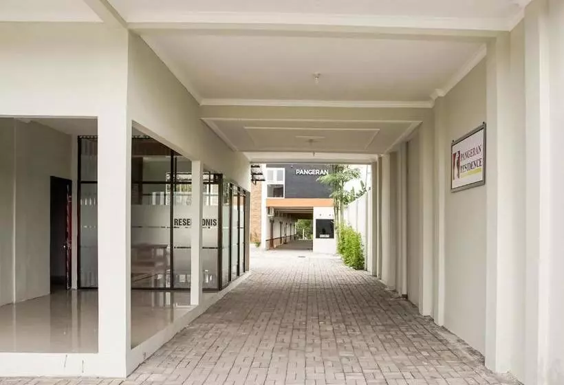 ホテル Oyo 90178 Pangeran Residence