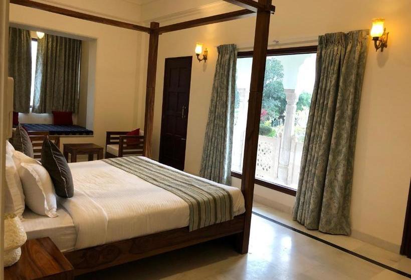 فندق Raj Bagh Palace