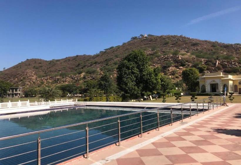 فندق Raj Bagh Palace