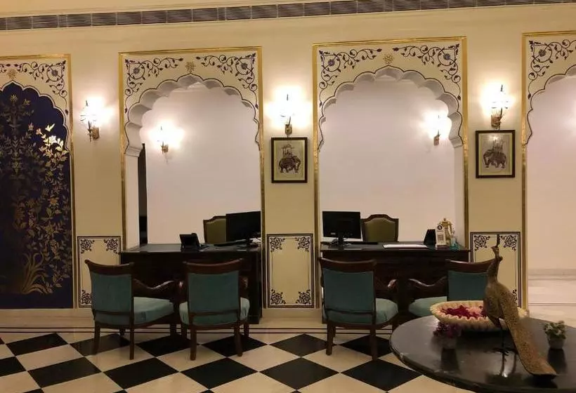 ホテル Raj Bagh Palace