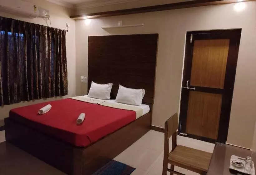 Hotelli Vyavahar Lodge